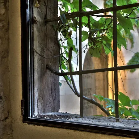 Hotel Boutique El Convento De Mave 3*