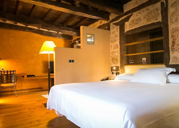 Hotel Boutique El Convento De Mave 3*